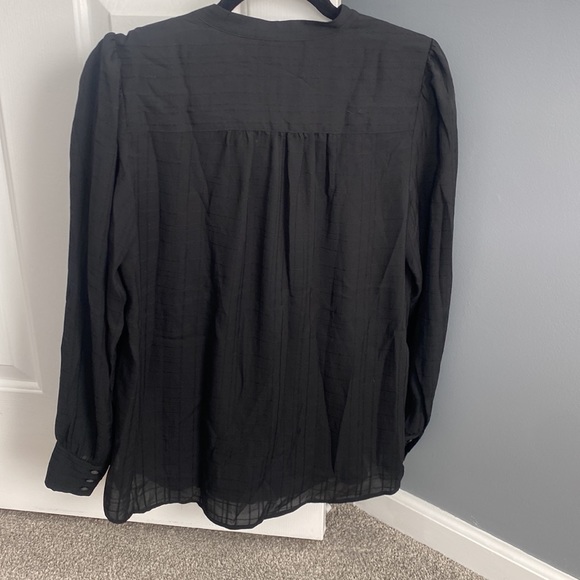 Loft button up top - Picture 3 of 3